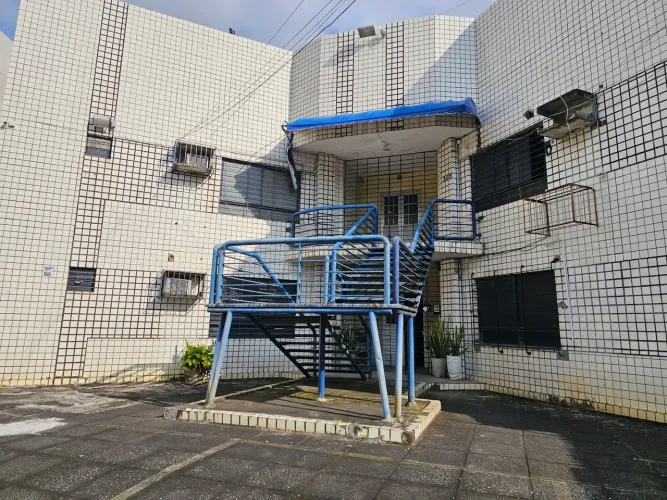 SALA COMERCIAL/LOJA - (GALERIA TACARUNA) - localização privilegiada na AVENIDA AGAMENON MA