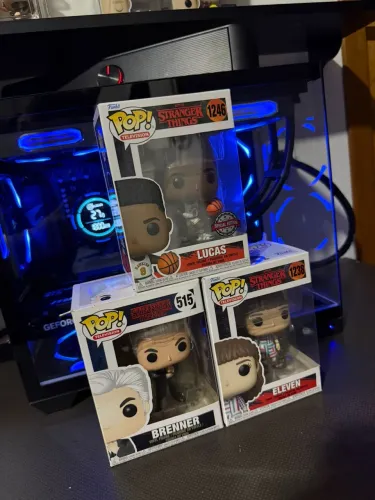 04 Funkos Pop Stranger things