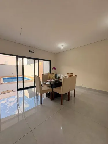 Sobrado com 4 dormitórios à venda, 260 m² por R$ 1.500.000,00 - Parque Olívio Franceschini