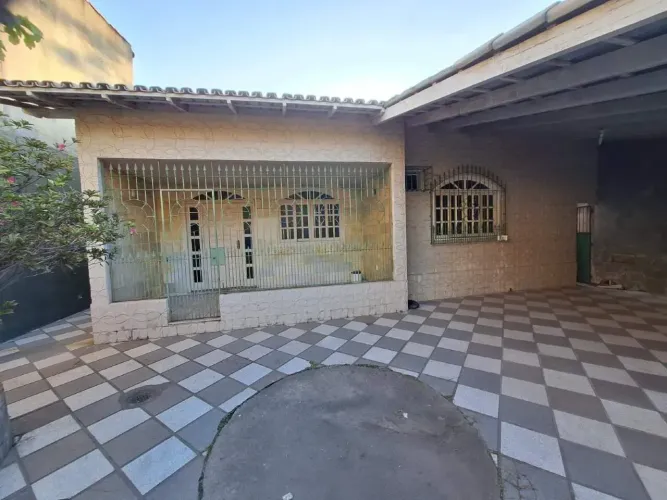 CASA COMERCIAL À VENDA 250 m² | LOCALIZAÇÃO ESTRATÉGICA EM VILA VELHA