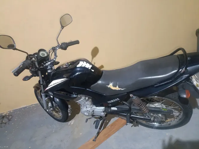 Vende se moto 2015