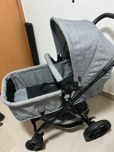 Carrinho de bebê com Moisés CoscoKids
