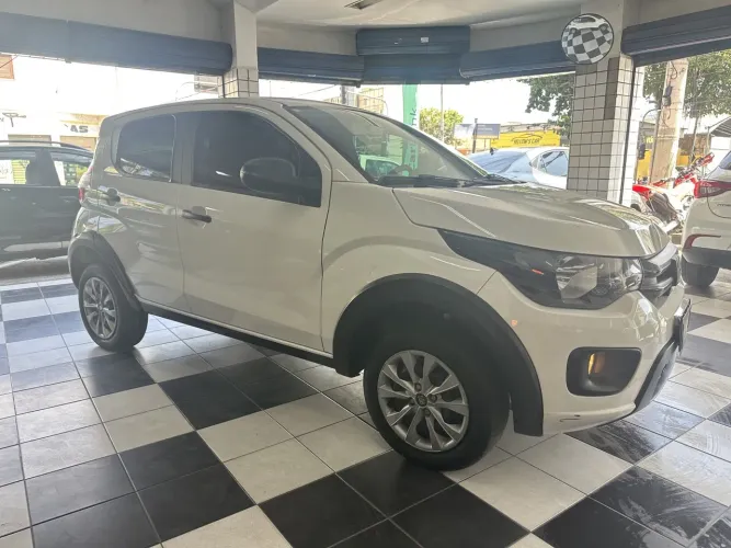 Fiat Mobi Like 1.0 Fire Flex 5P. 2025