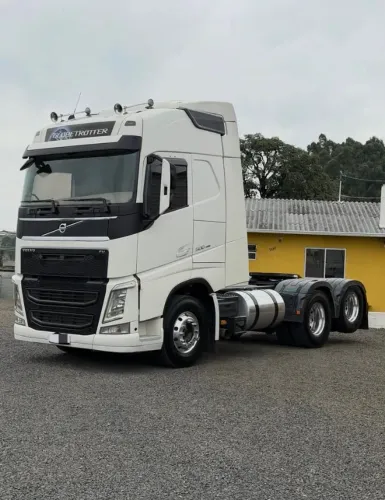 VOLVO FH 500 6x2 Globetrotter 2017 