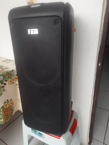 Caixa amplificada potente Bluetooth FM USB controle