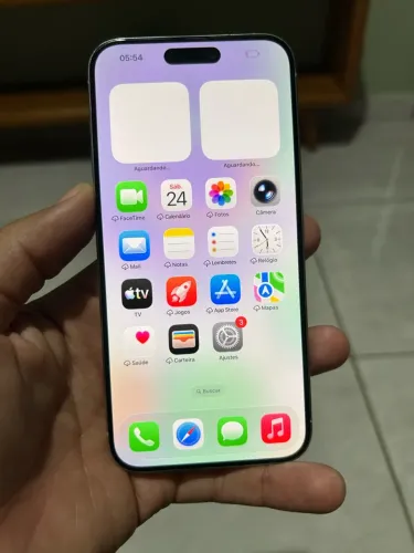 iPhone 15 PRO MAX 256 GB R$2.850 pra vender logo