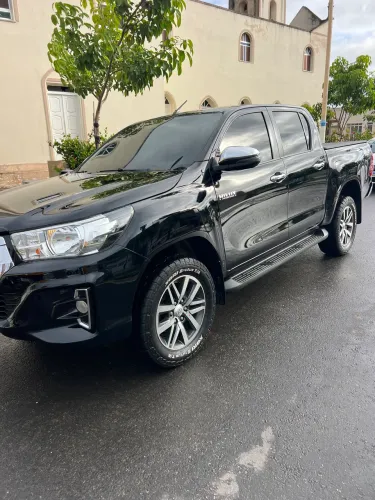Toyota Hilux CD SRV 4X4 2.8 TDI Diesel Aut. 2019