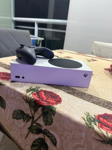 Microsoft Xbox Séries S 512gb com controle preto