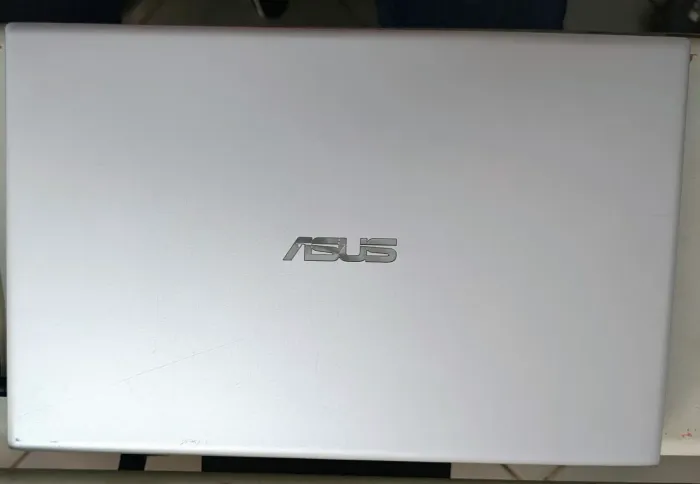 Asus Vivobook 15