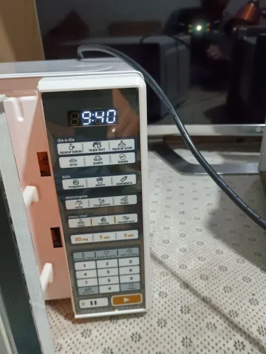 MICRO ONDAS220V.MIDEA