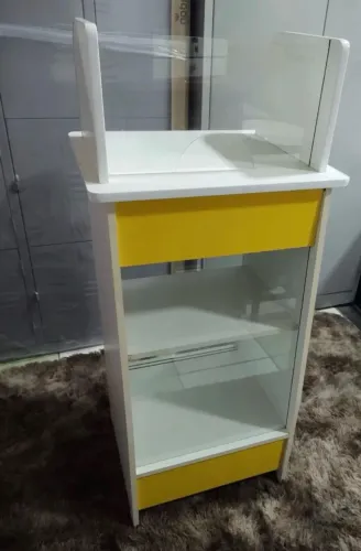 Balcão comercial 