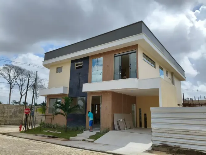 QUARTZO CONDOMÍNIO VERDE, 220M², 4 SUÍTES, 2 VAGAS, MANGUEIRÃO