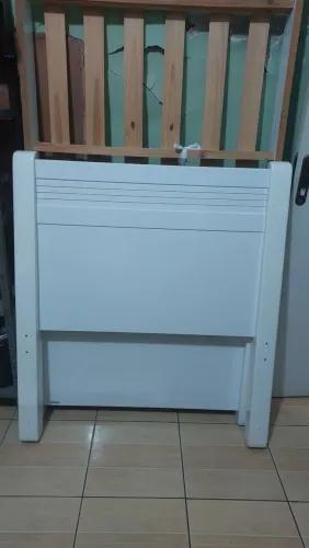 Vendo cama de solteiro semi nova