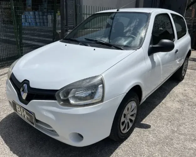 Renault Clio Authentique 1.0/1.0 Hi-power 16V 3P 2015