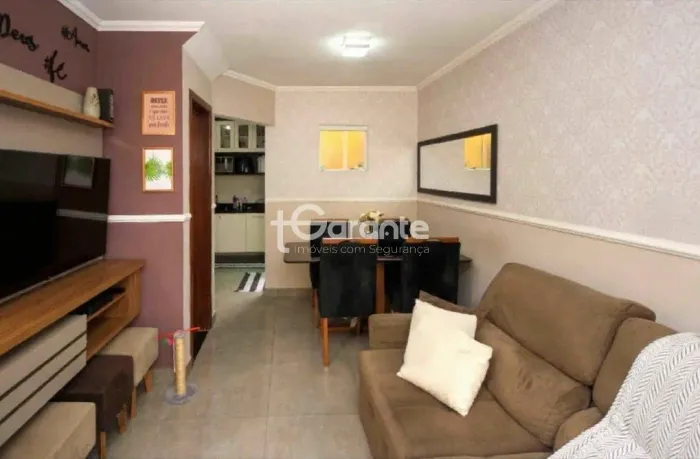 Casa em condomínio na Vila Antonieta, SP