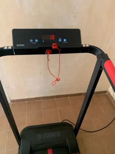 ESTEIRA DE CORRIDA MUITO CONSERVADA (APENAS VENDA) ACEITO CARTÃO.