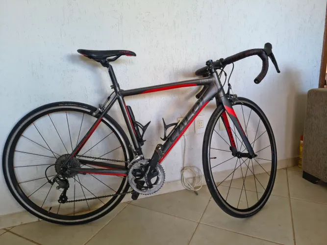 Caloi Strada Racing Tiagra 20v tamanho p