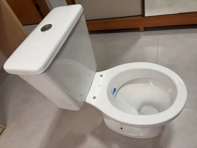 Vaso Sanitário com Caixa Acoplada Icasa