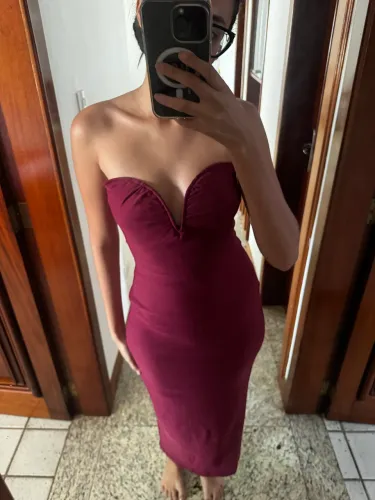 Vende-se roupas novas