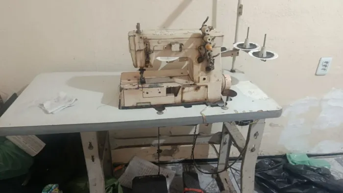 Vendo Galoneira (goleira)