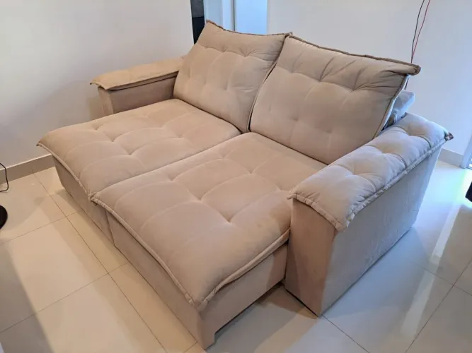 SOFÁ RETRÁTIL DE 2 LUGARES, IMPECÁVEL, MUITO CONFORTÁVEL EXCELENTE QUALIDADE!