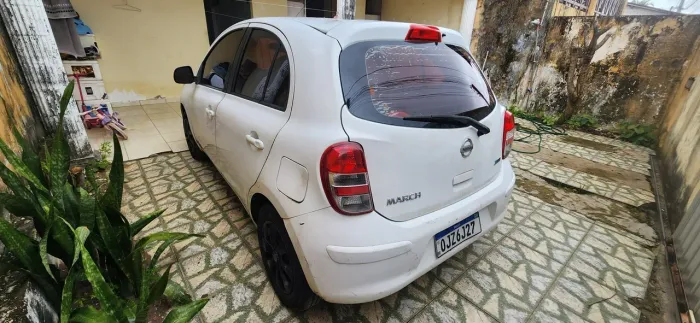 Nissan March S 1.6 16V Flex Fuel 5P 2014