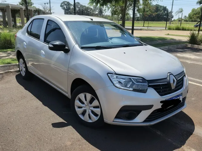 Renault Logan Zen Flex 1.0 12V 4P Mec. 2025