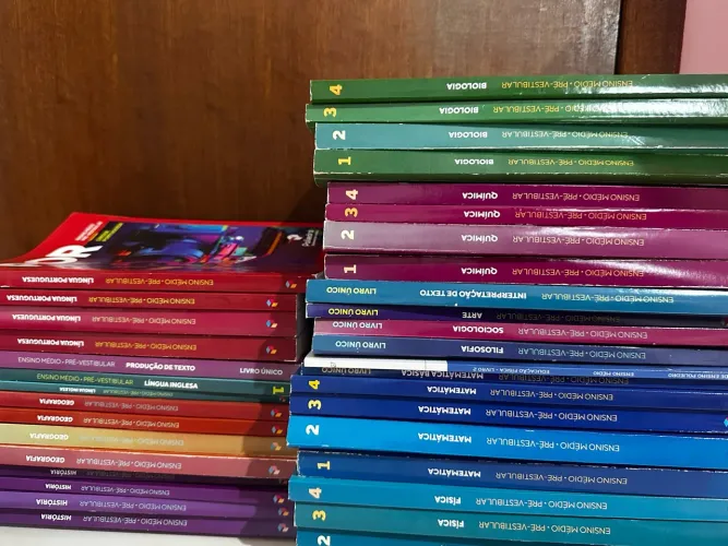 45 apostilas Poliedro 2025