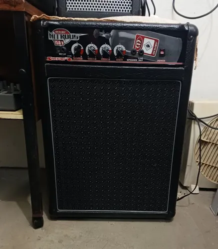 Caixa Amplificada Meteoro 150B Nitrous - 150 Watts - 2° Dono - Ótimo Estado