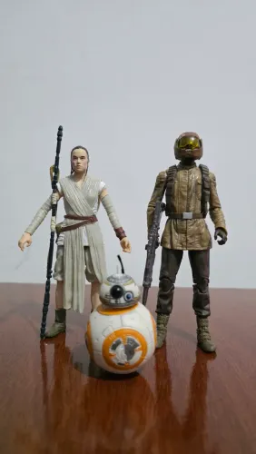 Actions Figures Combo Stars Wars 2 figuras completas e novas Black Series