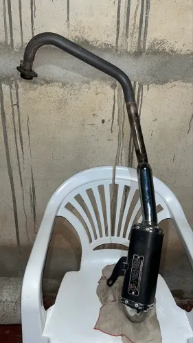 Vendo-se escapamento para moto factor