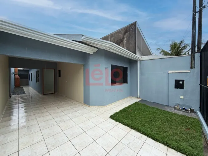Casa para alugar em Maringá no Jardim Santa Clara com 3 quartos, suíte e churrasqueira