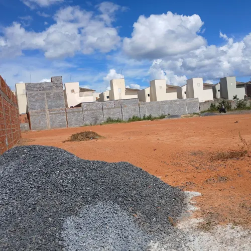 Vendo ótimo lote em montes claros no bairro belvedere