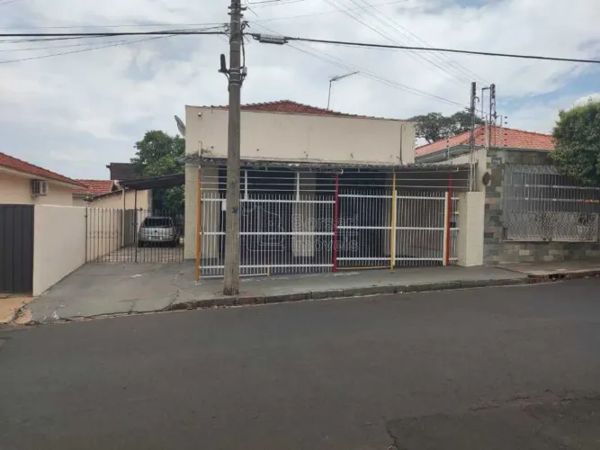 Venda de Comercial / Salão na cidade de Araraquara