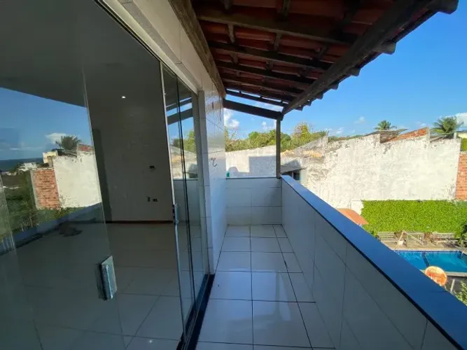 Excelente casa tipo apartamento 2º andar escada garagem suite varanda vista Salvador Ba