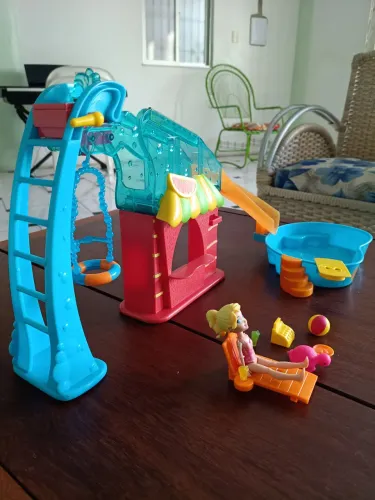 Vendo set Polly Pocket -Festa na Piscina 