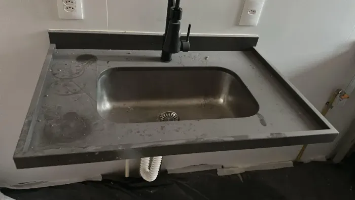 Bancada Quartzito Cinza Absoluto com Pia - Nova 90x60 Banheiro/Lavabo