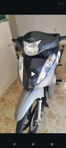 Honda biz novinha pouco usada ano 2023