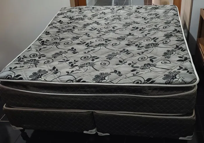 Cama box Queen 1,58x1,98 molas ensacada 
