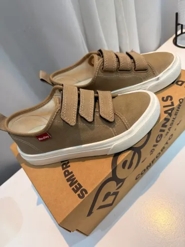 Tênis redley velcro - cor caqui 34