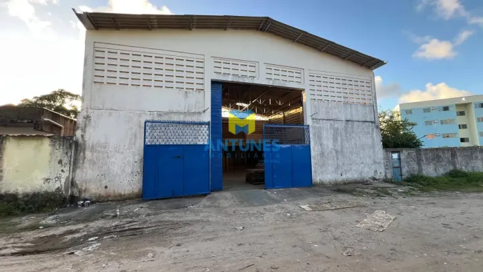 Alugue Galpão em Barra de Jangada com 400m², com ampla area de escritório
