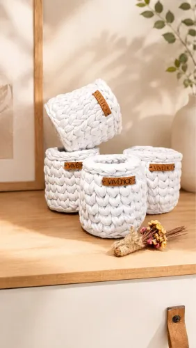 Kit com 4 Cachepôs de Crochê Artesanais