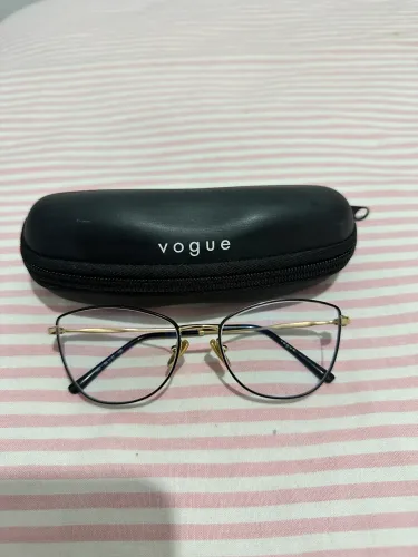 Óculos Vogue