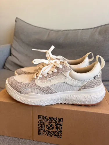 Tênis Vans Ultrarange Neo Vr3