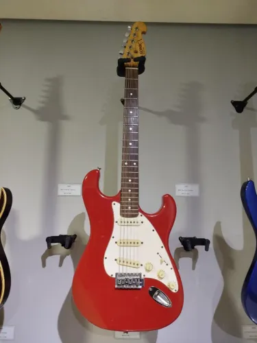 Guitarra Giannini Sonic Stratosonic