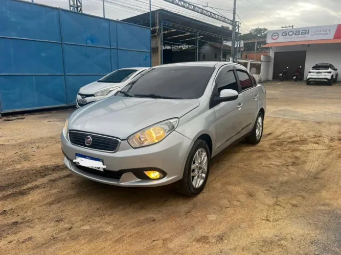 Fiat Grand Siena Essence 1.6 Flex 16V 2017