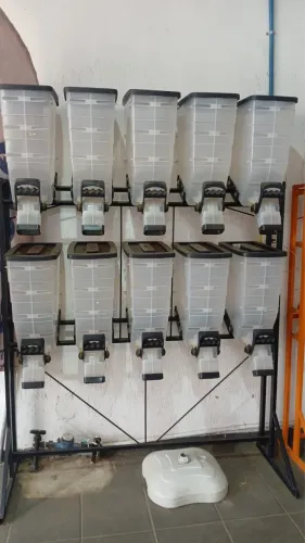 Dispenser de ração 
