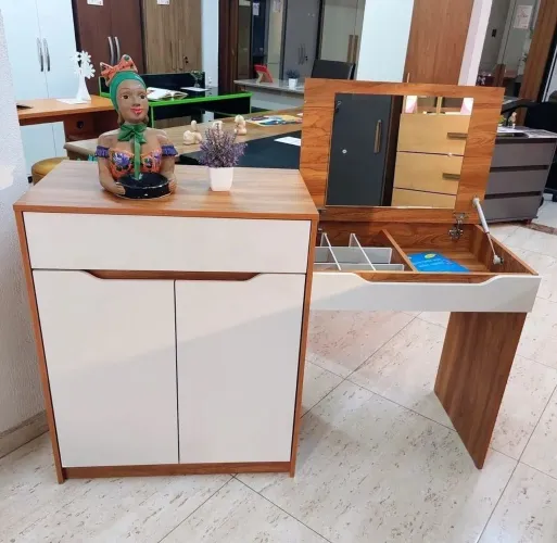 VENDO PENTEADEIRA ESCRIVANINHA NOVA DE FABRICA ENTREGAMOS PARA TODO DF E ENTORNO 