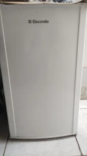 Frigobar Eletrolux
