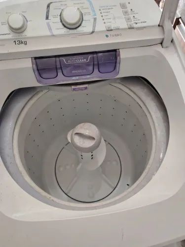 Máquina de lavar 13 kg em ótima condição